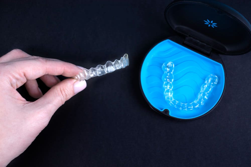 how to clean your invisalign