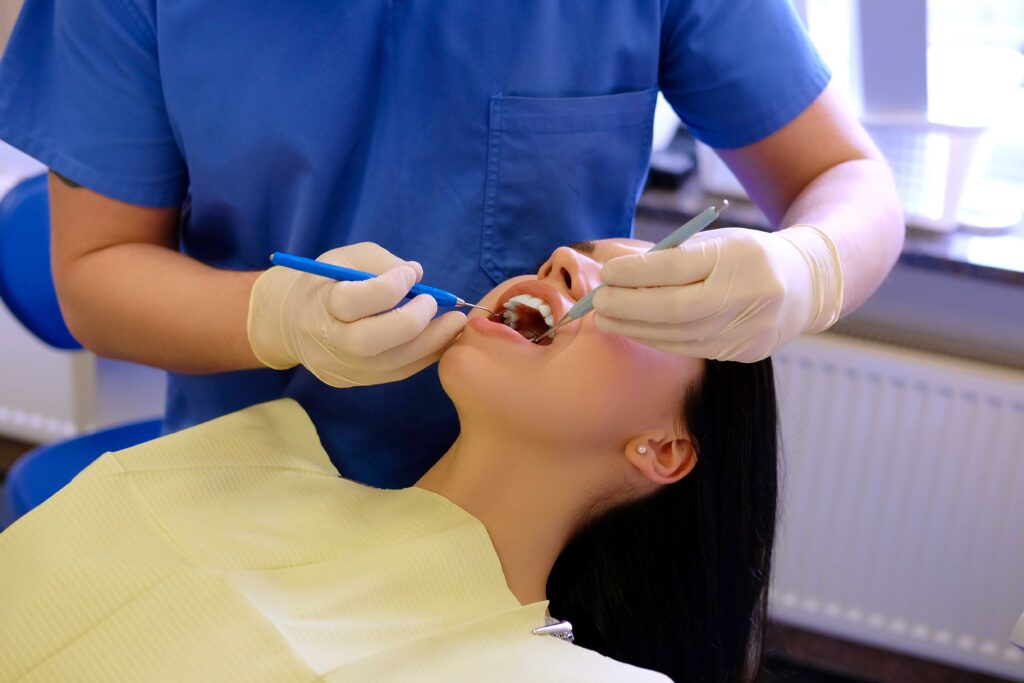 10 Orthodontic Emergencies You May Face & How to Handle Them